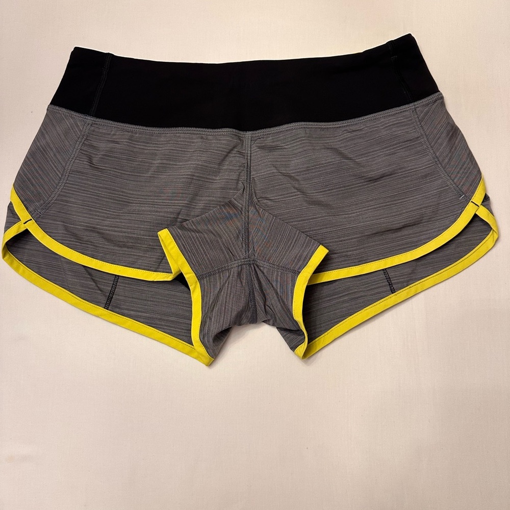 Lululemon Run: Speed Short 2.5”LR*2-Way Stretch, Size 4 - Picture 6 of 10
